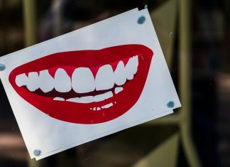 How To Whiten Your Teeth For Less Than $10